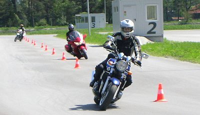 Guida all’acquisizione delle nuove patenti europee per la guida di qualsiasi tipo di motociclo